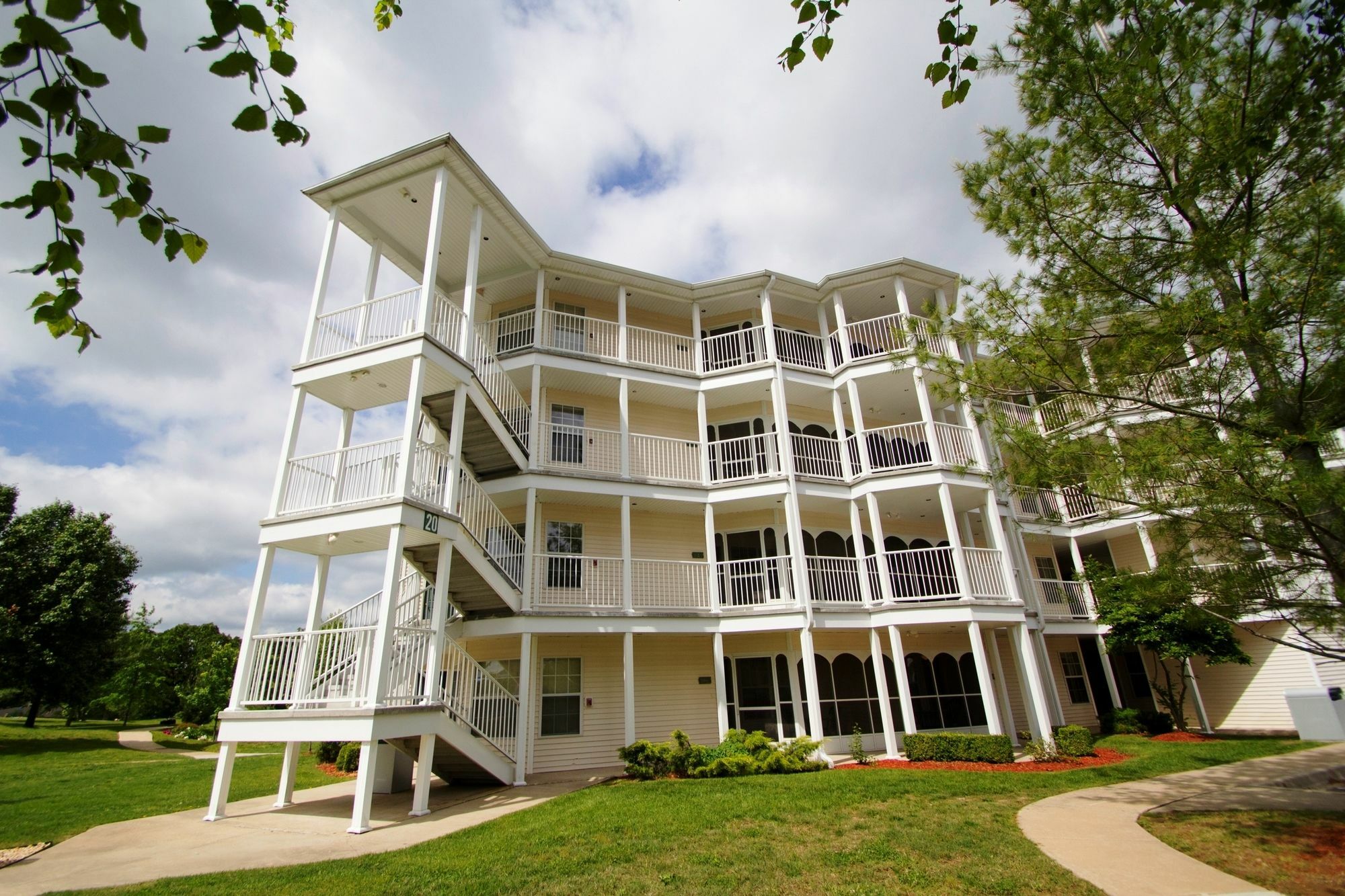 The Suites At Fall Creek Branson Exterior photo